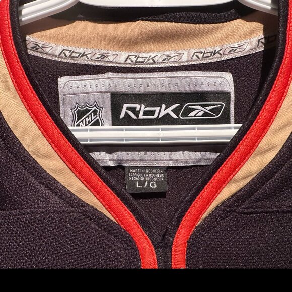 Vintage Reebok NHL Men's Large Anaheim Ducks Hockey Players Jersey - Picture 4 of 5